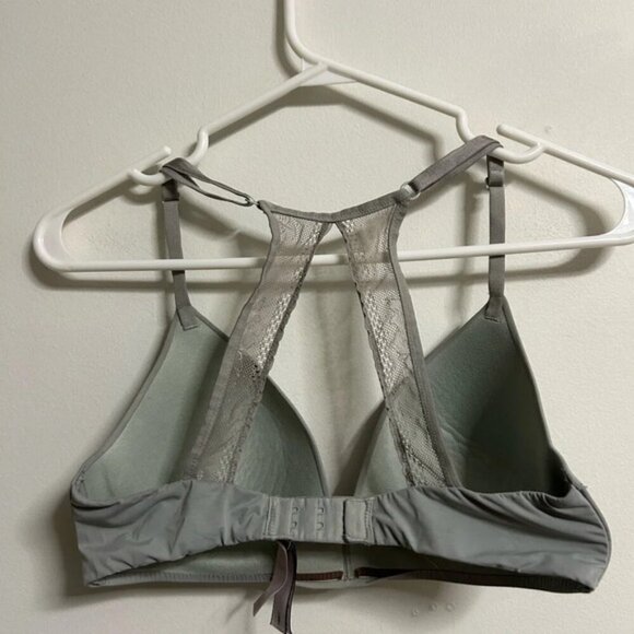 Victoria  Secret Grey Criss Cross Lace Bra - Picture 2 of 4